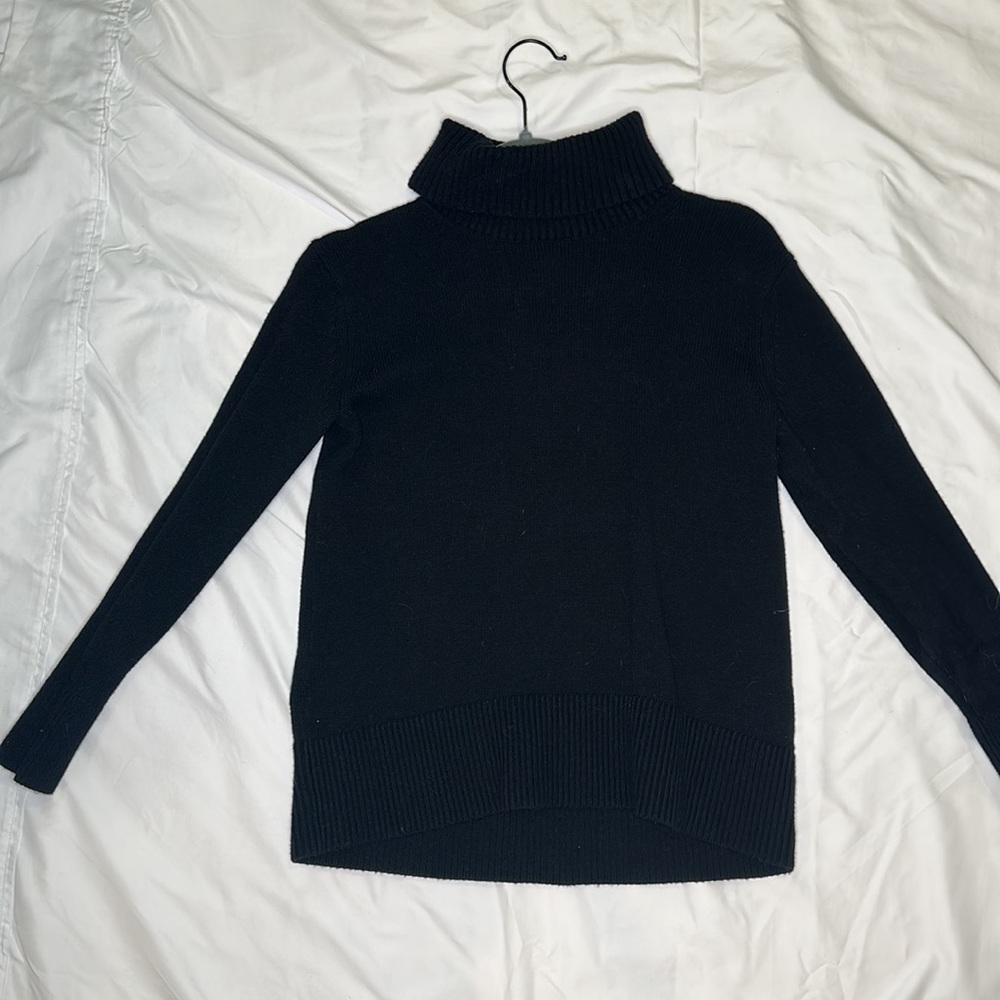 Black Banana Republic Turtleneck Sweater